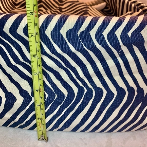 NWT Hat Attack Huge Tote Bag Buji Baja line Navy Blue White Striped Pattern New - Picture 14 of 16
